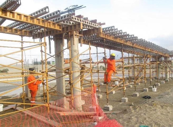 construccion-de-puentes-peatonales